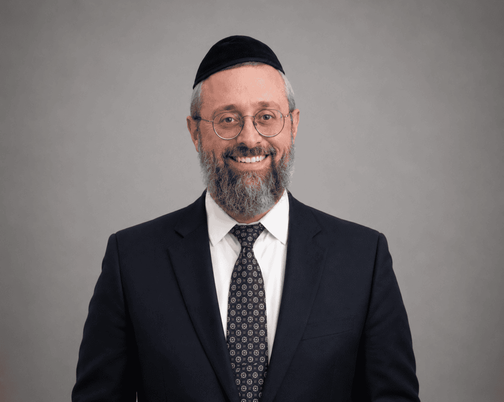 Rabbi Tzvi Fischer, certified mohel and newborn circumcision provider